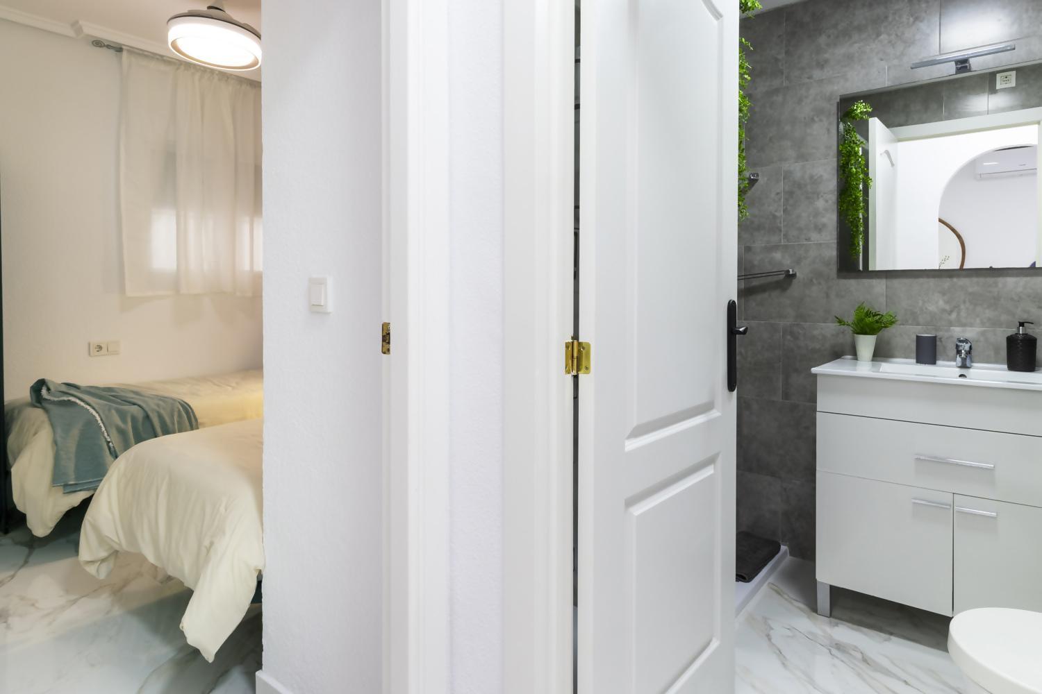 Apartamento Pink Azure Torrevieja Exterior foto